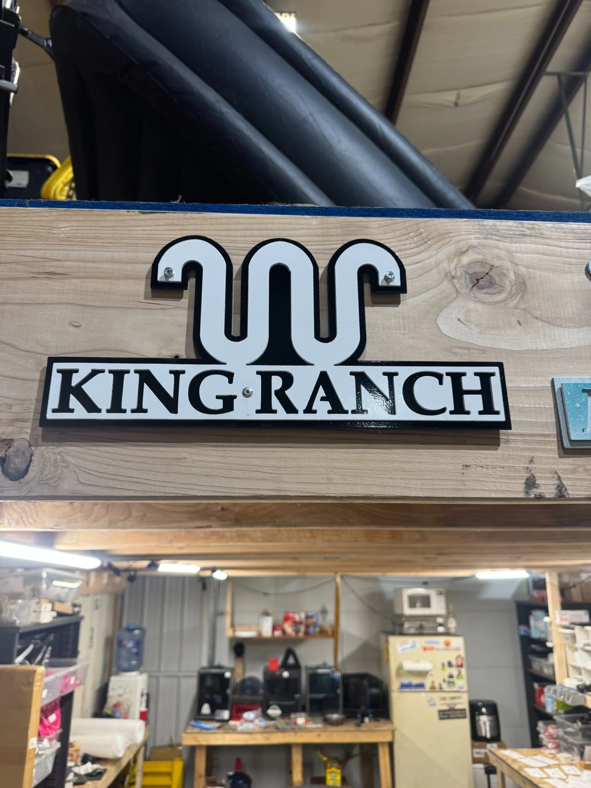 Hitch insert plates